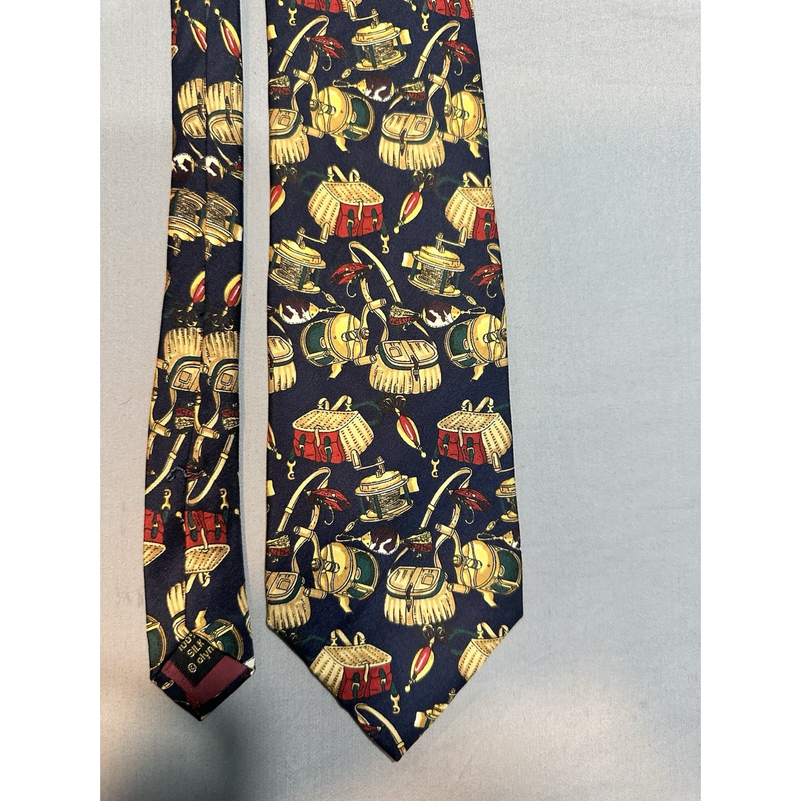 Vintage Alynn Mens Tie 100% Silk Antique Fishing Gear 90's Usa